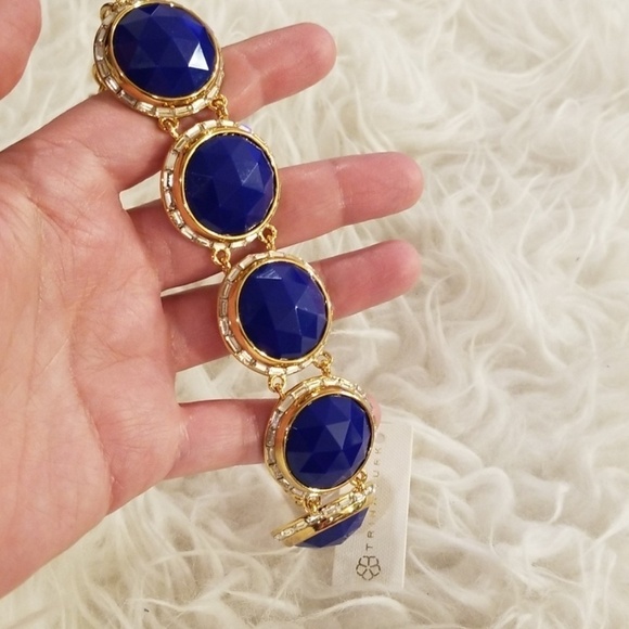 💕TRINA TURK💕 Large Round Bezel Set Stone Flex Bracelet Glass Dome Blue NWT - Picture 7 of 8